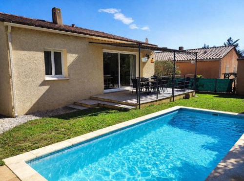 Charmante maison avec Clim et piscine à 20 min d'Uzès
