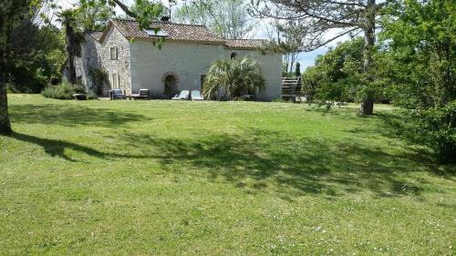 Charmante Maison de Campagne Proche de Bergerac, Sites de Dordogne, Randonnées