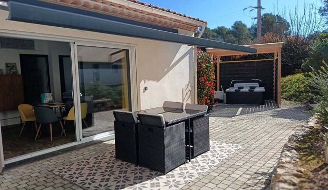 Charmante Maison de Vacances T3 Terrasse, Jardin et Jacuzzi