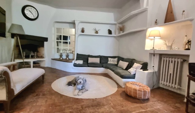 Charmante Maison de Village, Rénovée, vue Splendide Depuis la Terrasse de Toit