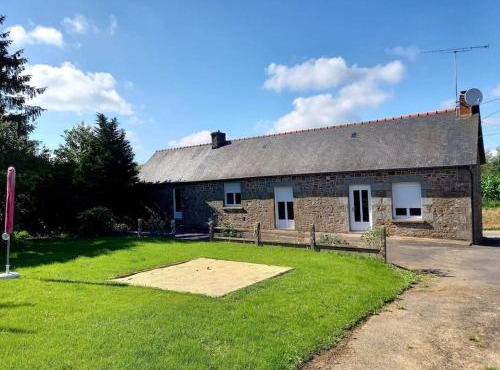 Charmante maison en pierre à la campagne