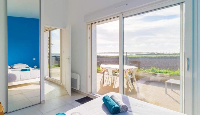 Charmante maison indépendante front de mer 50m proche Carnac