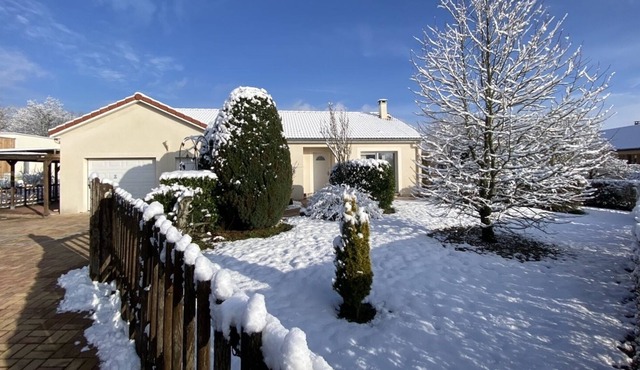 Charmante Maison Laquarelle Avec Jardin Clôturé et Arboré
