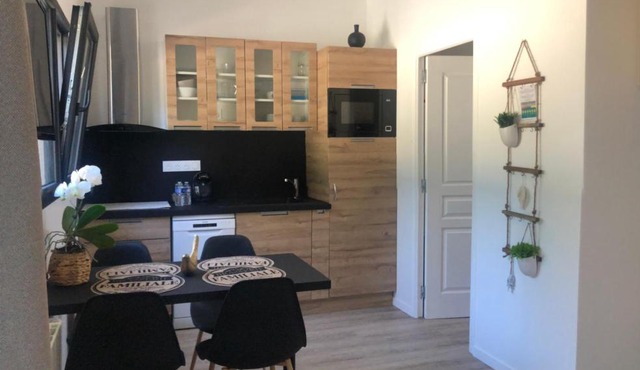 Charmante maisonnette avec terrasse à 100m de la plage