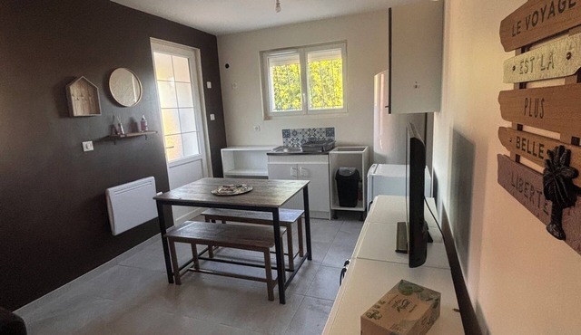 Charmante Maisonnette Entre Bordeaux et Libourne