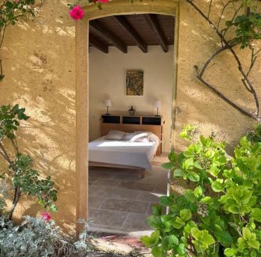 Charmante petite maison avec piscine