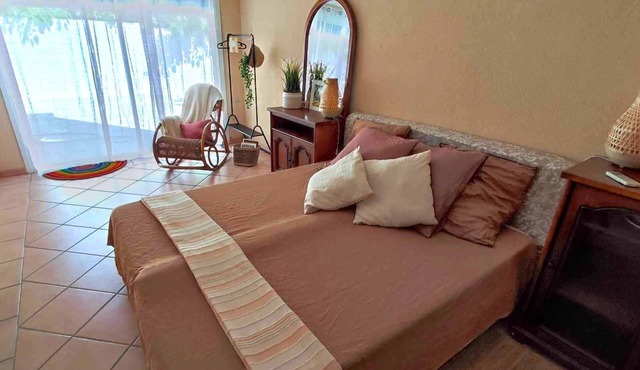 Charmante Suite Avec Jacuzzi au Calme