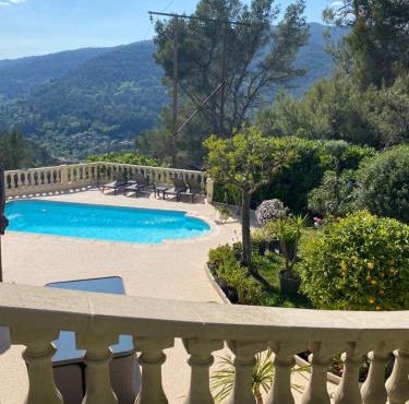 Charmante Villa à 15 min de Nice avec piscine