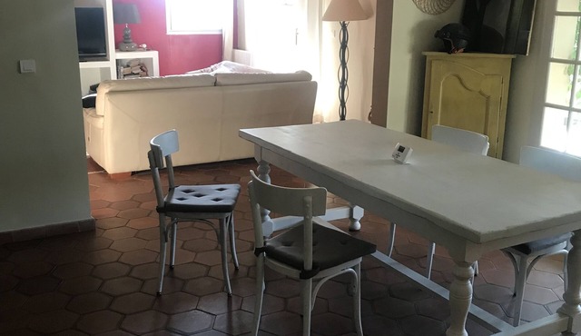 Charmante Villa au Calme Avec Jardin Arboré