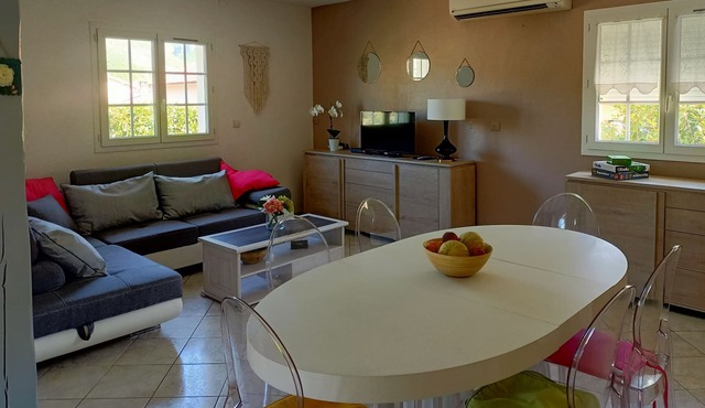 Charmante Villa Avec Piscine Aguessac - 5mn de la Rivière - Millau - sud Aveyron