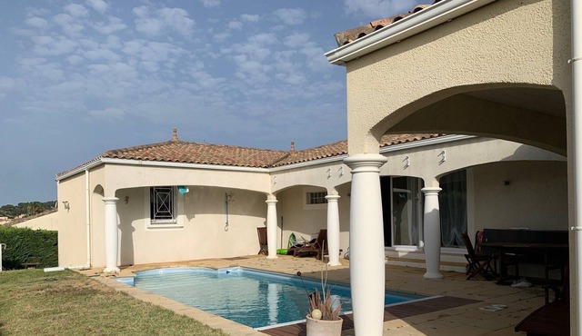 Charmante Villa Avec Piscine