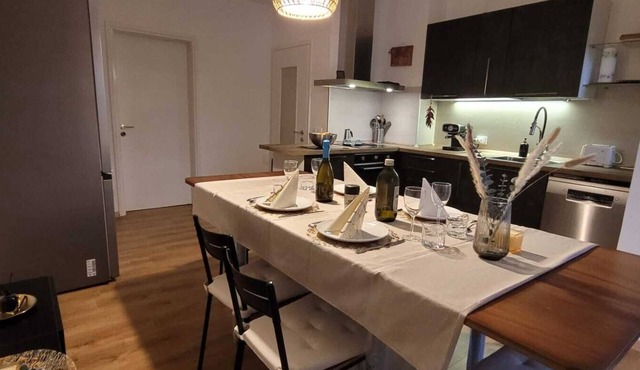 Charmante Wohnung: Lugano/Como&privater Parkplatz