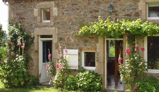 Charmantes Haus in der Auvergne by Interhome