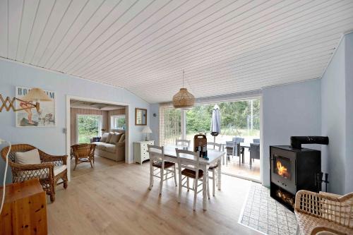 Charmantes Sommerhaus In Der Nähe Eines Fantastischen Sandstrandes