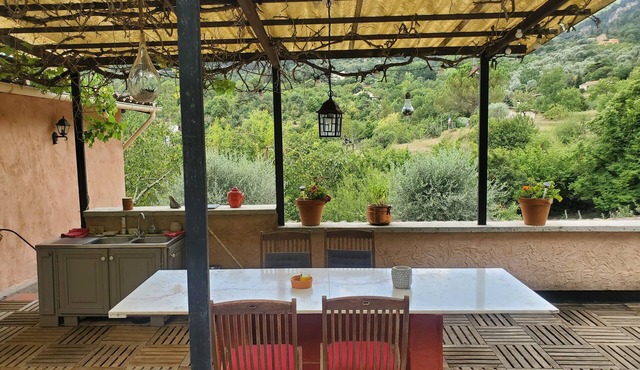 Charme dans la paysage: 1 Chambre/1 SDB Maisonnette