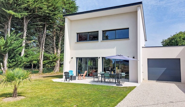 Charme de la Plage du Rouvran by Interhome