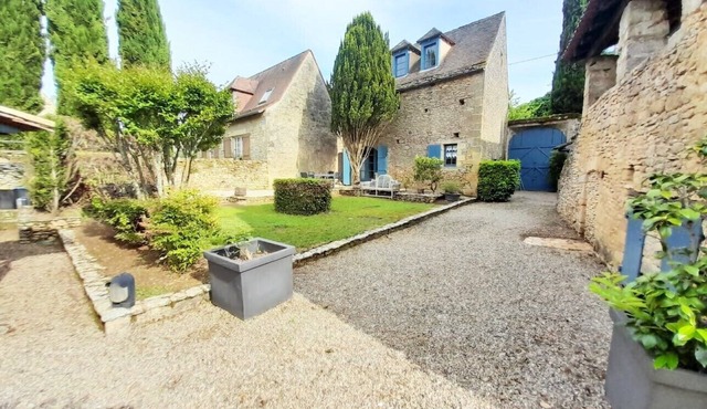 Charme et Tranquillité Absolus au Coeur du Périgord Noir