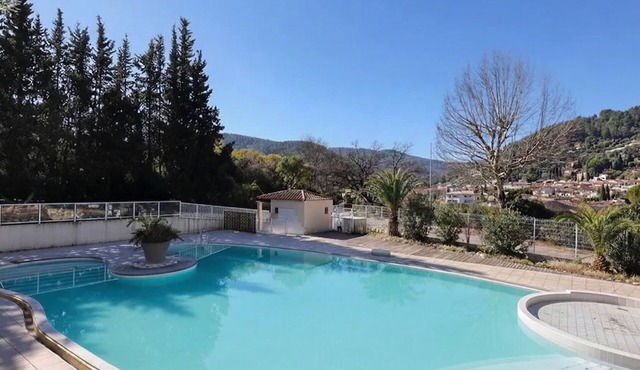 Charme provençal | Piscine | Plage 20 min voiture