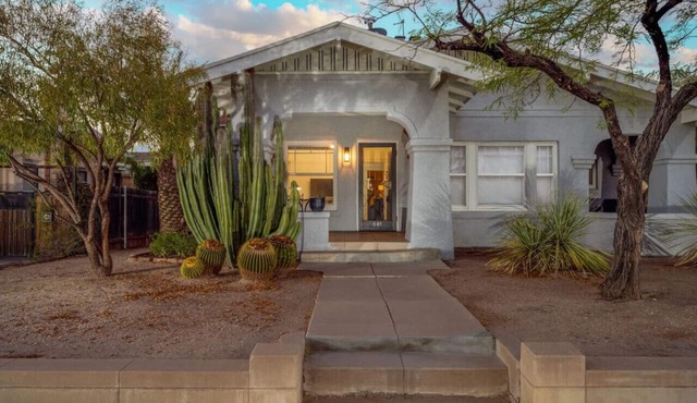 Charmer/3 Blocks from U of A/Sleep 3/1 BR 1 BA