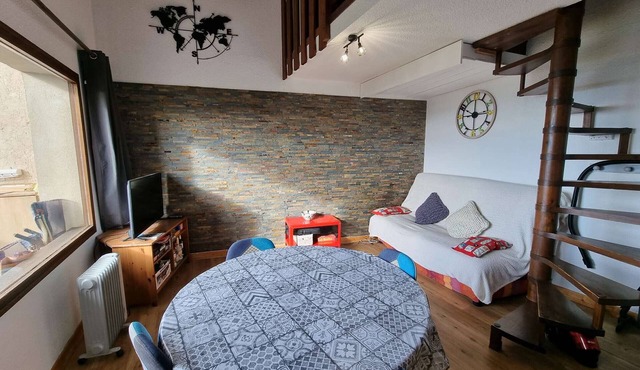 Charming Duplex at Slopes - 6 Pers, Wifi, Balcony, Washing Machine