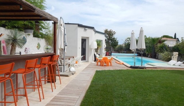 Charming villa with pool near the beach