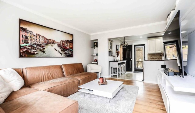 Charming 4 Bedroom Close to Downtown