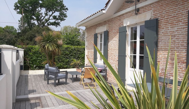 Charming Villa Mandee, 5 minutes from the Bassin beach