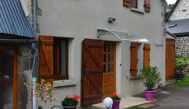 Charming house in the heart of Sancy Valley.