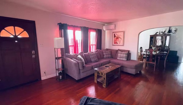 Charming, Cozy Casita!