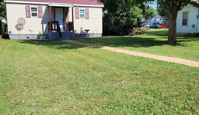 Charming 1-bd house in Downtown Farmington, 1block from Police & Fire stations
