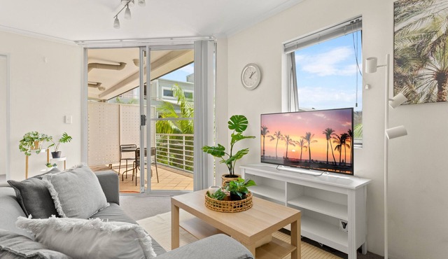 Charming 1-Bed Apartment Close to Shops and Parks