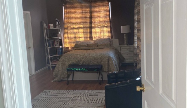 Charming 1-bedroom with br in a house with WiFi, AC in peaceful Jackson Township