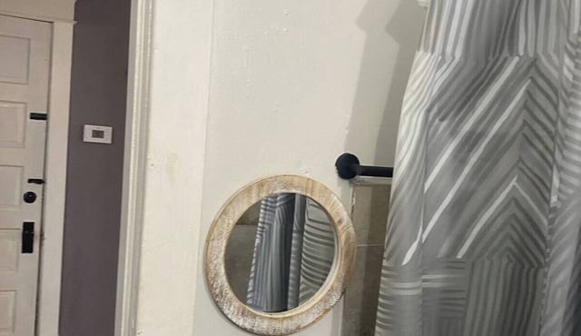 Charming 1 Bed 1 Bath Home in University City