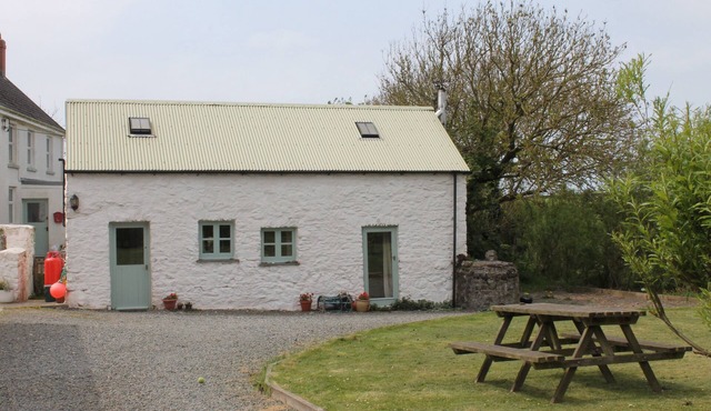 Charming 1 bedroom dog friendly farm cottage
