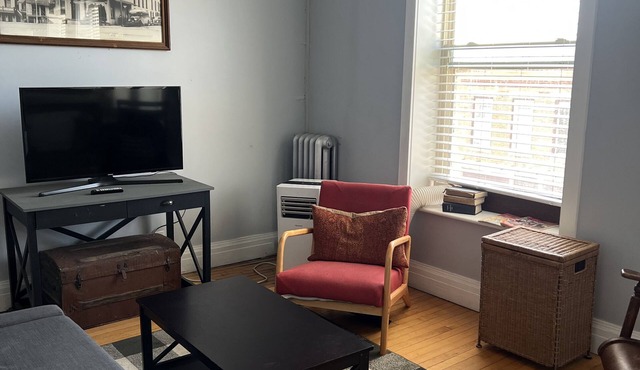 Charming 1-bedroom apartment in the historic Hotel Royal.