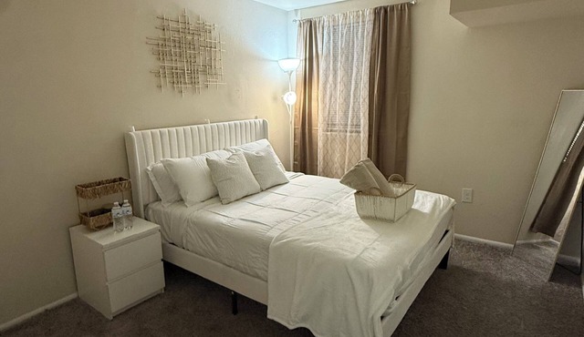 Charming 1-bedroom apartment with AC, fitness room in brilliant Silver Spring