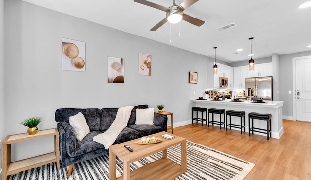 Charming 1-bedroom apartment in Fort Worth with WiFi, AC, fitness room