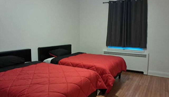 Charming 1-bedroom apartment in Montréal perfect for your getaway