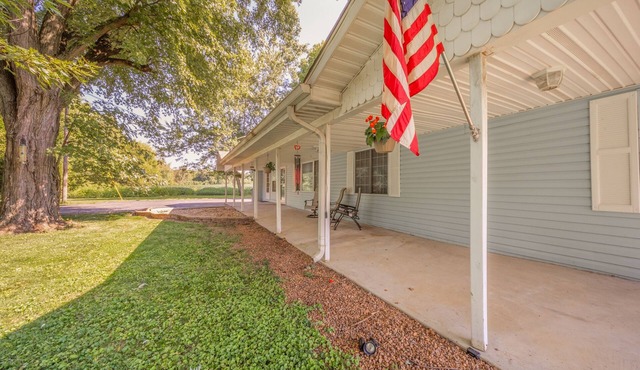 Charming 1-bedroom apartment in rural Anderson with AC, WiFi, Closento casino