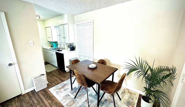 Charming 1-bedroom apartment in amazing Bay City with AC