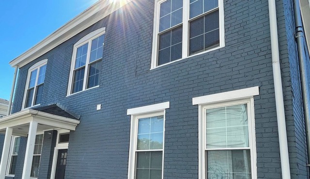 Charming 1-bedroom apartment with AC and WiFi in lovely Richmond