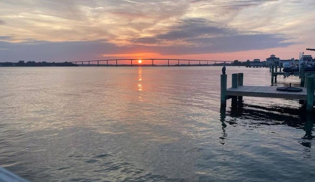 Charming 1-bedroom apartment in peaceful Solomons with AC, WiFi