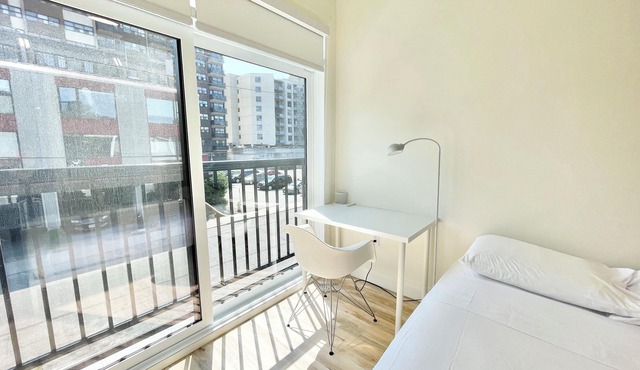 Charming 1 Bedroom Apartment in the heart of Westboro/Hintonburg