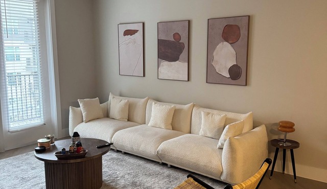 Charming 1-bedroom apartment in fabulous Dallas with AC, f