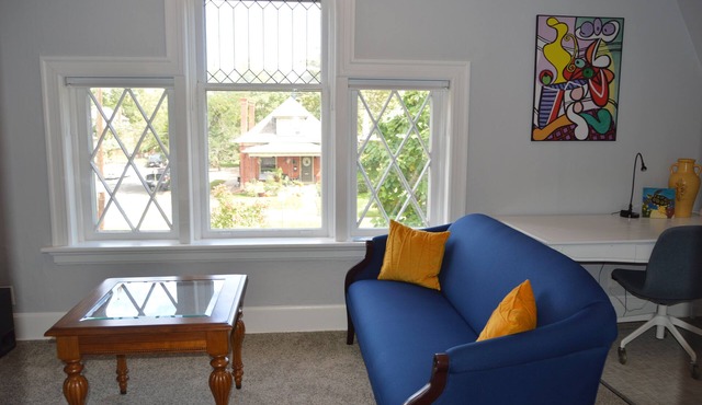 Charming 1-bedroom apartment with WiFi, AC, Apple TV in Denver