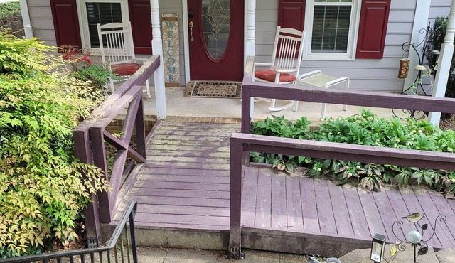 Charming 1-bedroom apartment in cool Garner, minutes from Raleigh