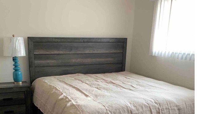 Charming 1-bedroom apartment in Warren