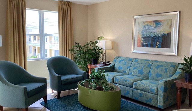 Charming 1-bedroom apartment with WiFi and fitness room in welcoming Weston