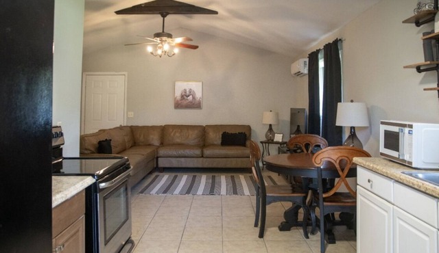 Charming 1-bedroom apartment on private farm with pond- boarding available