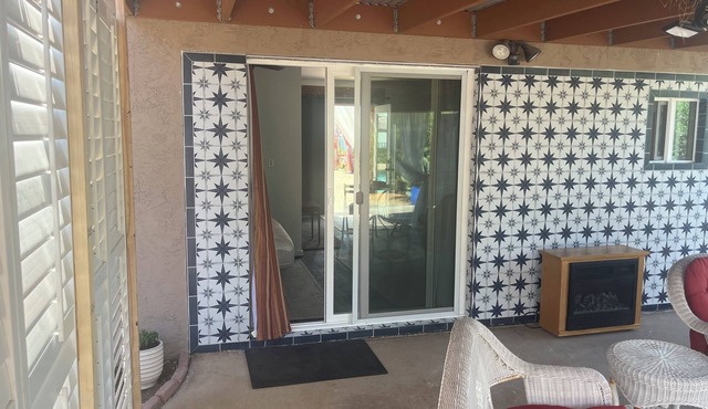 Charming 1-bedroom casita with AC, WiFi, outdoor patio, in fabulous Jamul.